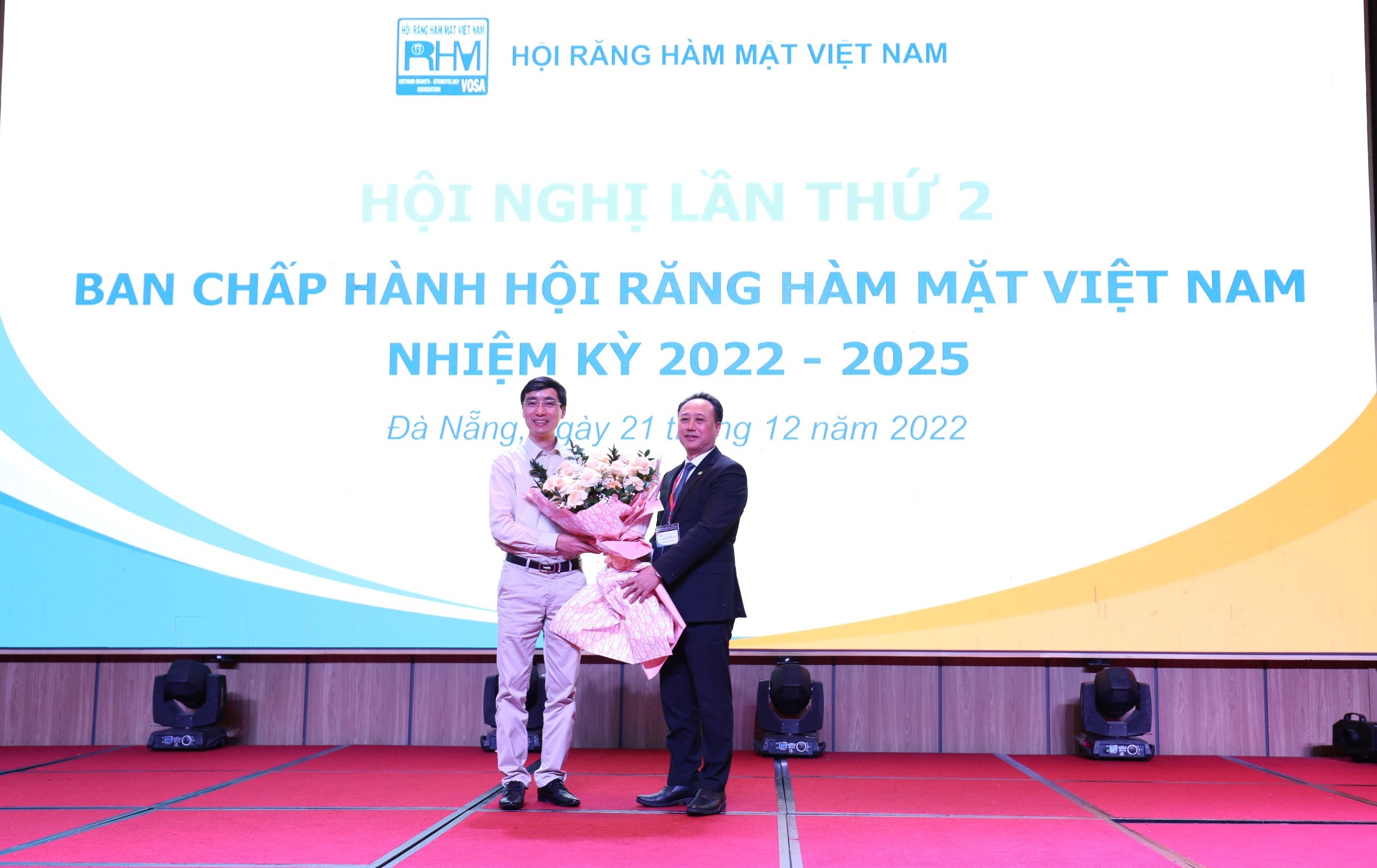 PHIÊN HỌP LẦN 2 BCH HỘI RHM VIỆT NAM NHIỆM KỲ 2022-2025